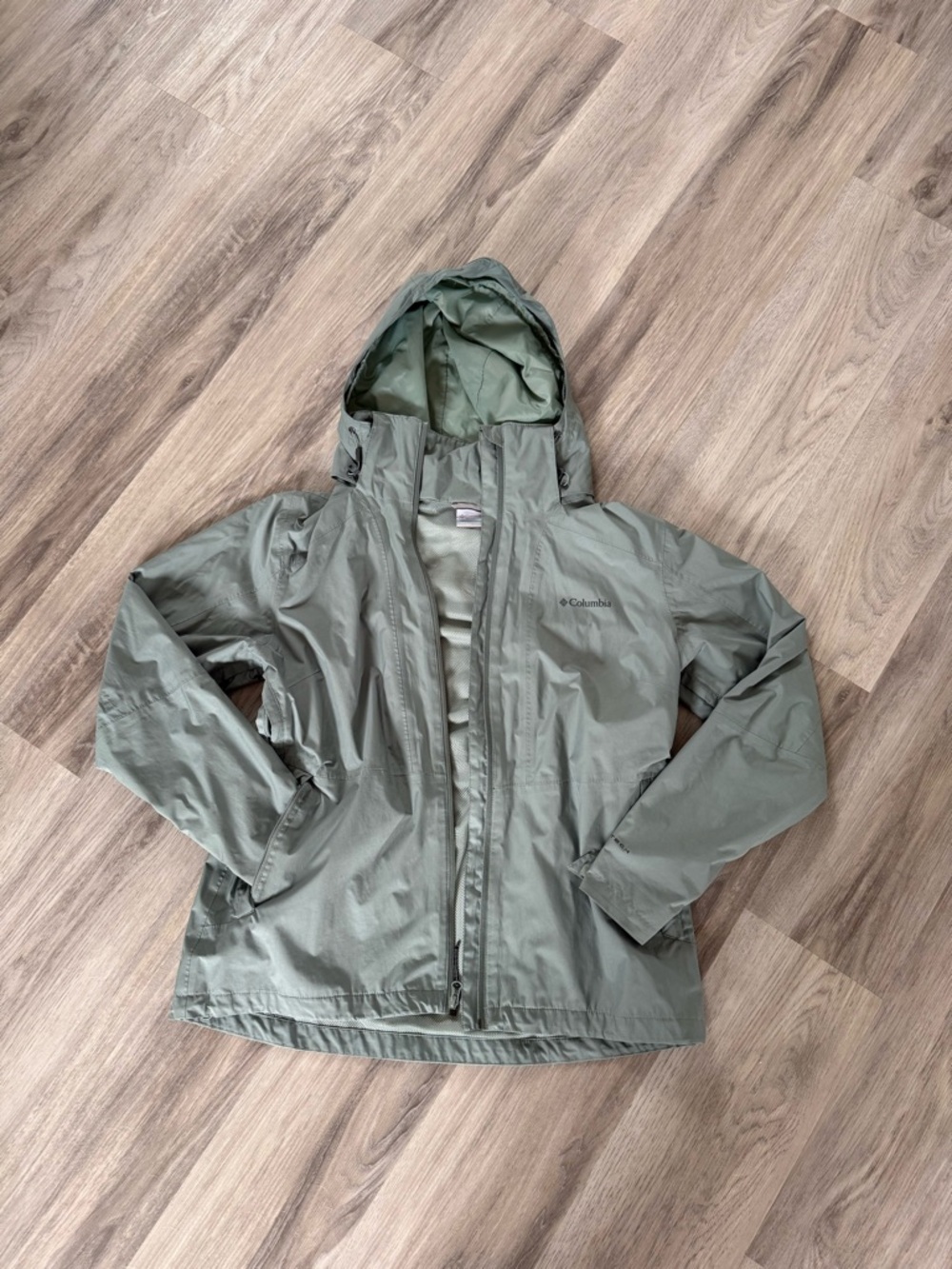 Columbia Sage Green Hooded Rain Shell Size L